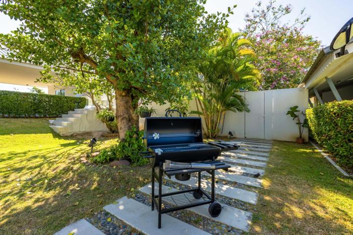 large private pool villa with 7 br 7b
