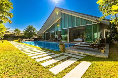 large private pool villa with 7 br 7b