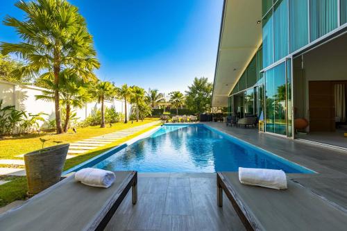 large private pool villa with 7 br 7b