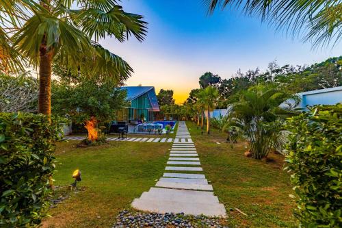 large private pool villa with 7 br 7b