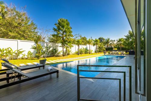 large private pool villa with 7 br 7b