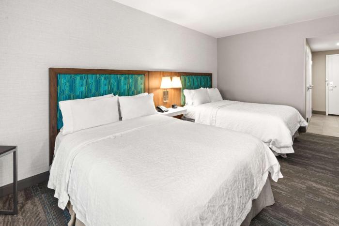 hampton inn seekonk