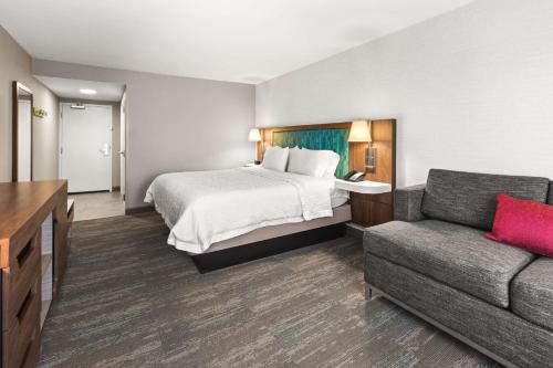 hampton inn seekonk