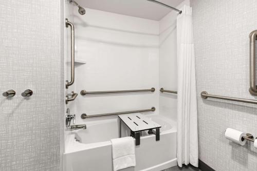hampton inn seekonk