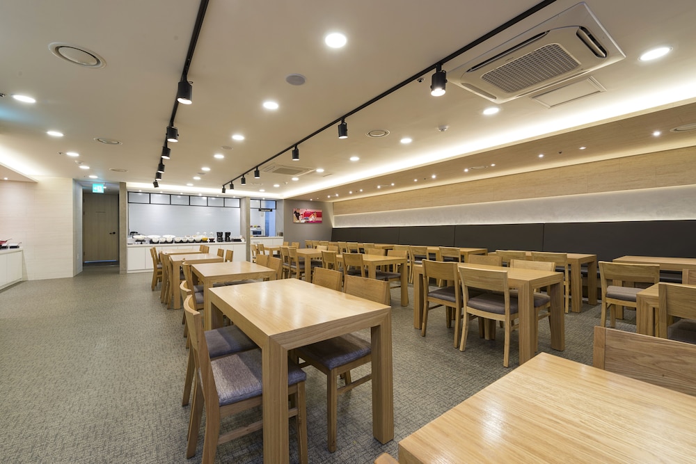 western coop residence dongdaemun