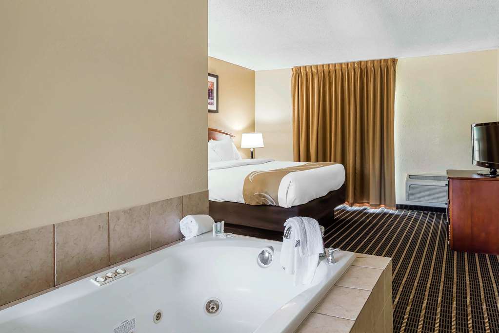 quality inn and suites sevierville pigeon forge