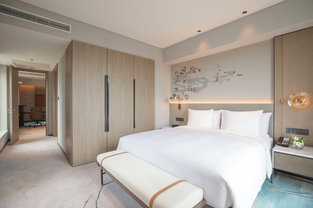 crowne plaza shanghai jinxiu an ihg hotel