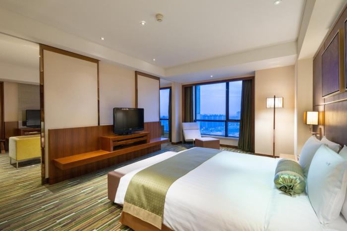 crowne plaza shanghai jinxiu an ihg hotel