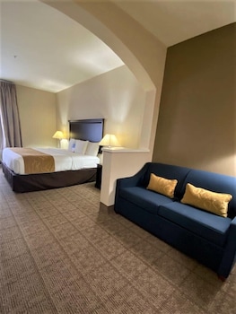 Comfort Suites,Tulare>>Fresno,3 star