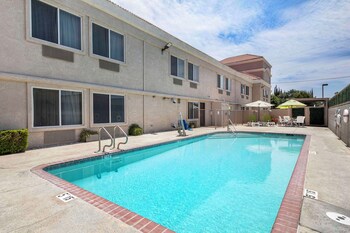 comfort suites