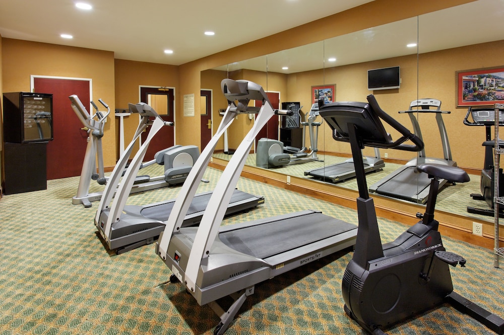 holiday inn express hotel and suites tupelo by ihg