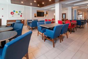 holiday inn express hotel and suites tupelo by ihg
