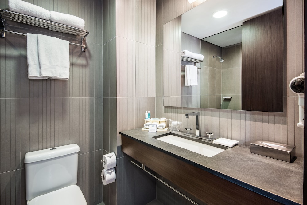 hotel holiday inn express bogota by ihg