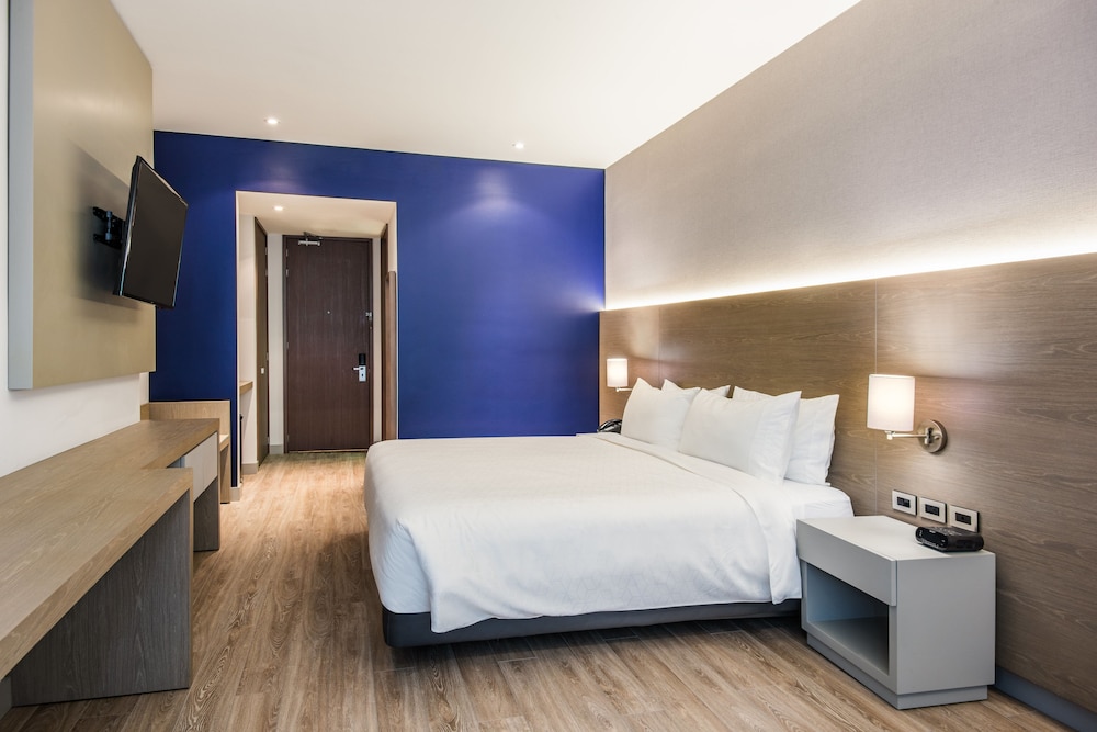 hotel holiday inn express bogota by ihg