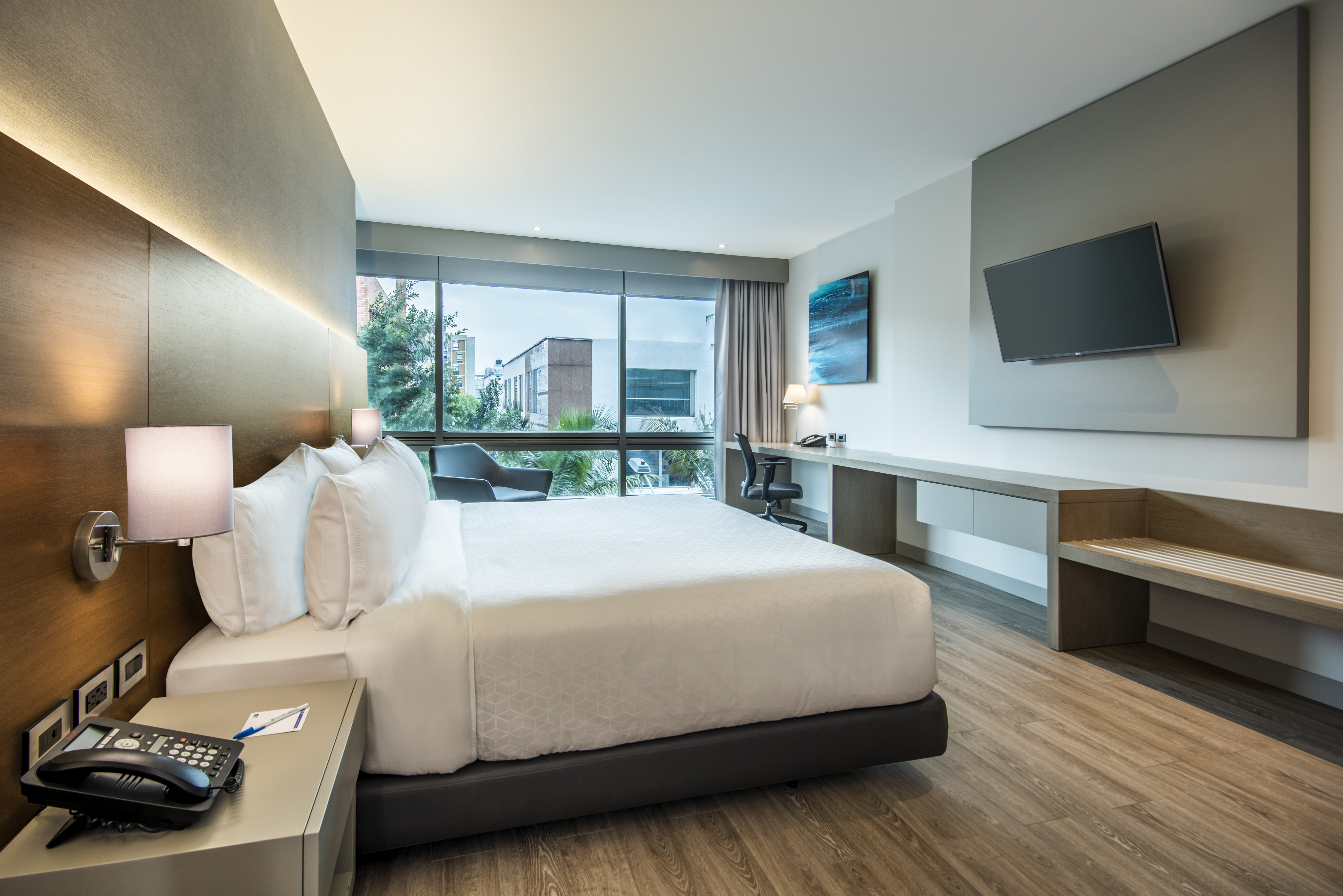 hotel holiday inn express bogota by ihg