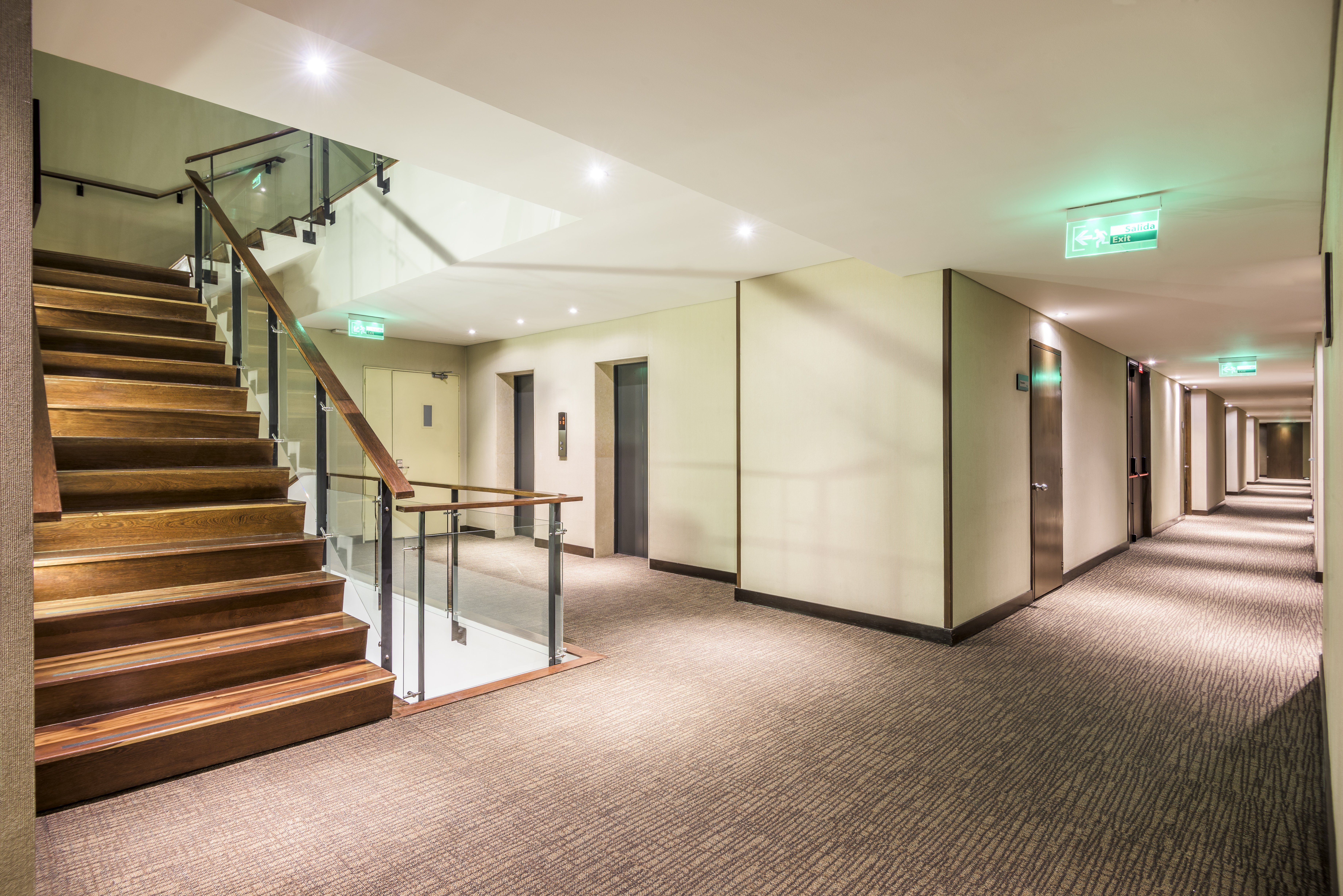hotel holiday inn express bogota by ihg