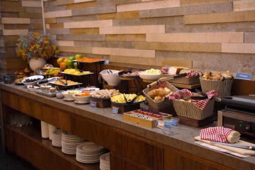 hotel holiday inn express bogota by ihg