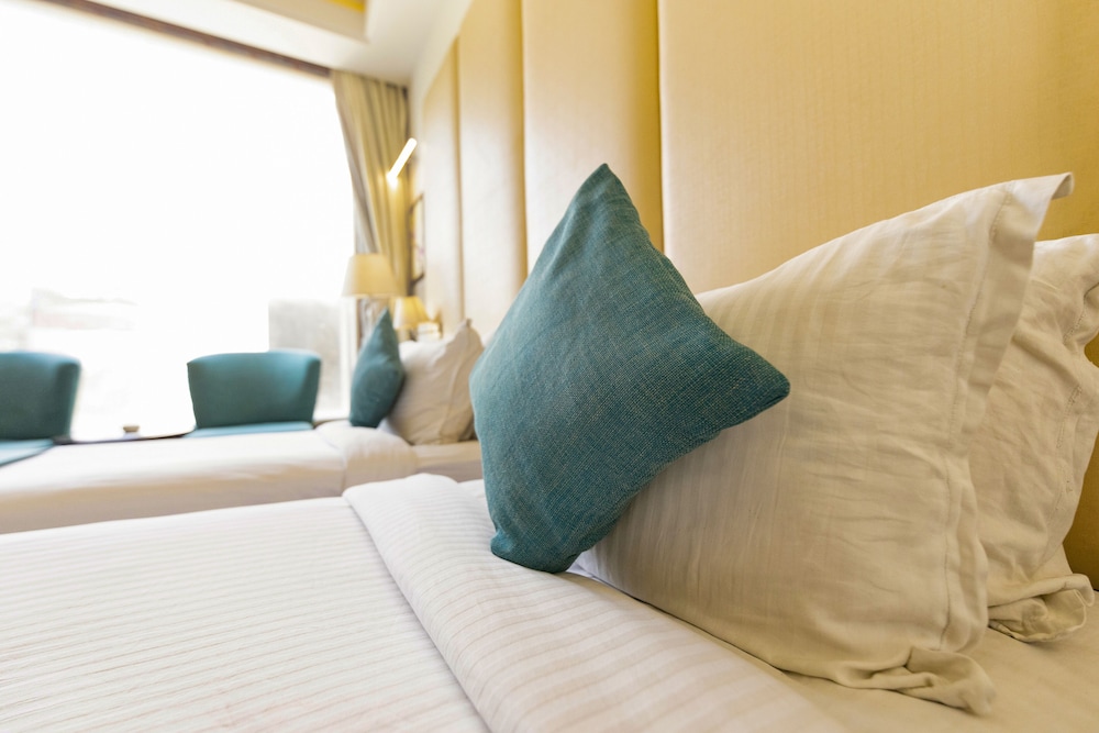 shandb hotel millennium inn prayagraj