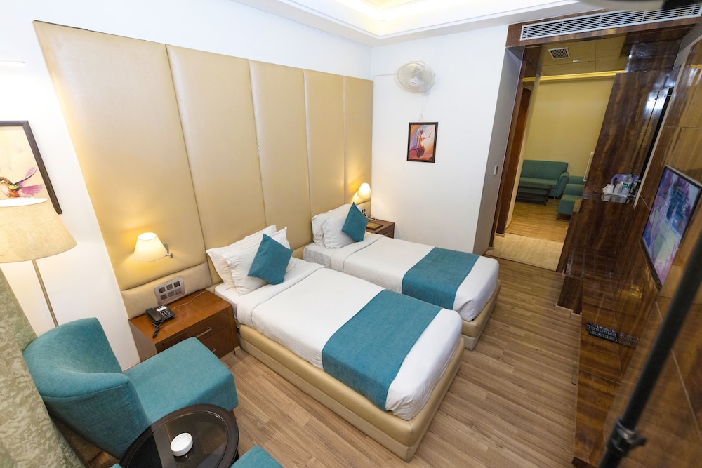 shandb hotel millennium inn prayagraj