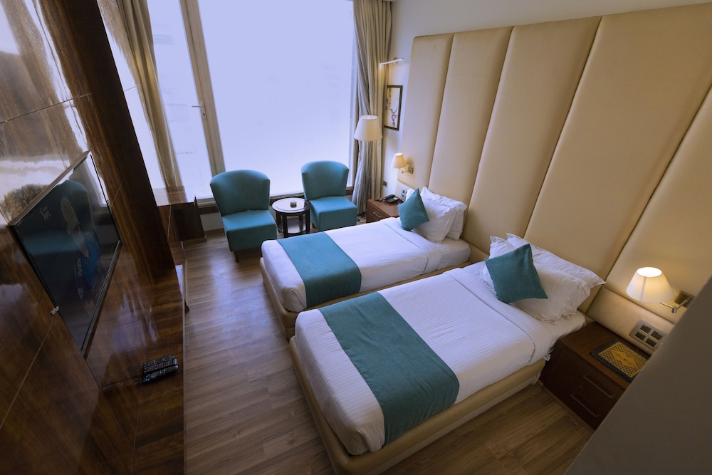 shandb hotel millennium inn prayagraj