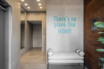 Mate George - By Homy,,4 star