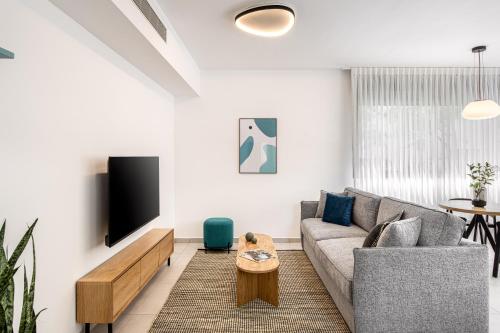 mate george by homy