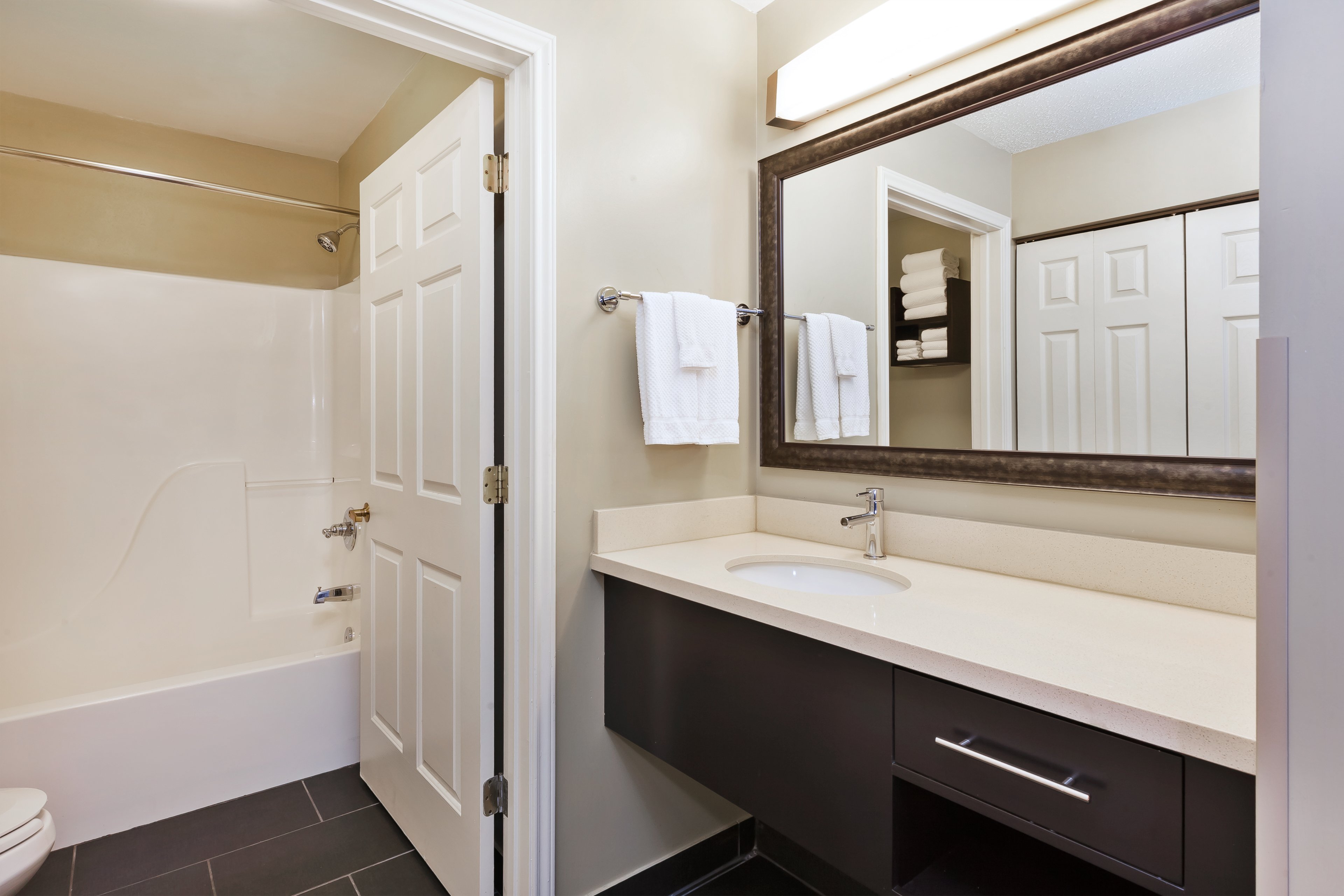 staybridge suites detroit utica by ihg