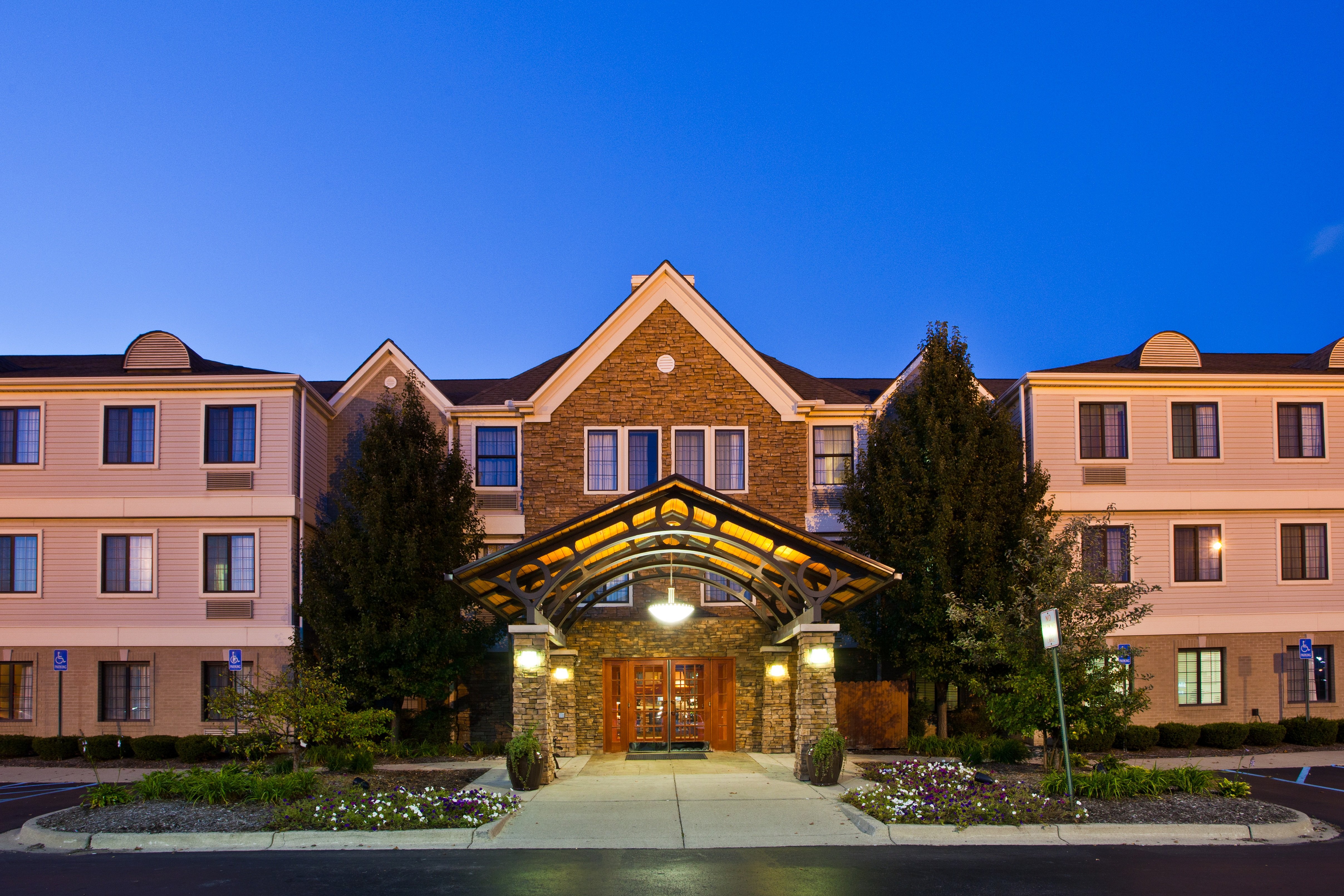 staybridge suites detroit utica by ihg