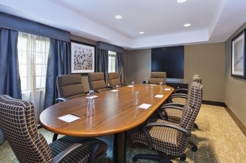 staybridge suites detroit utica by ihg