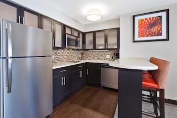 Staybridge Suites Detroit-Utica By Ihg,Macomb>>Detroit,3 star