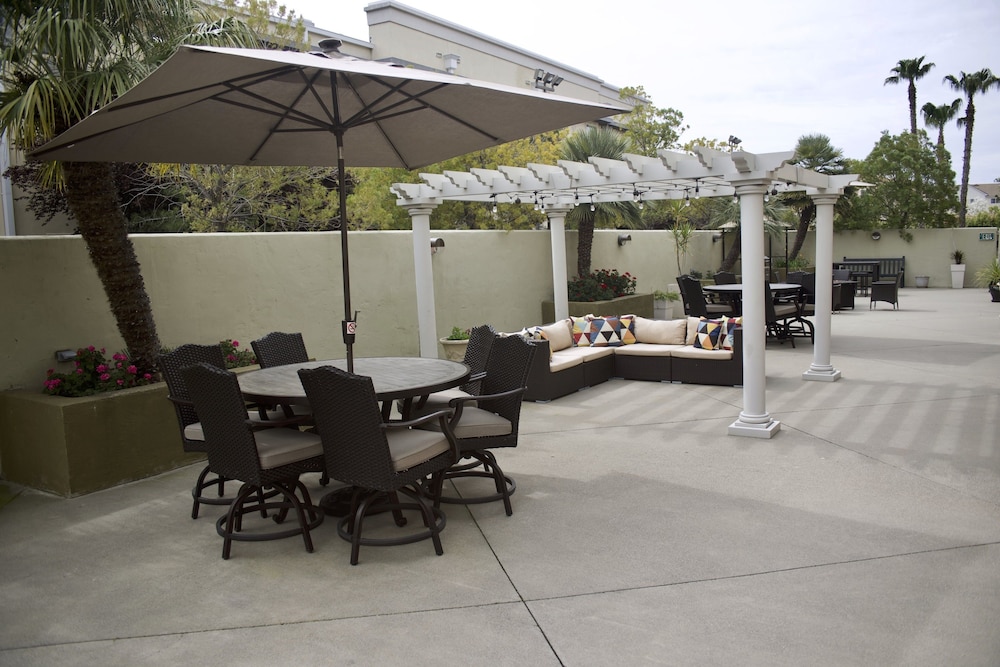 holiday inn express hotel and suites vacaville by ihg