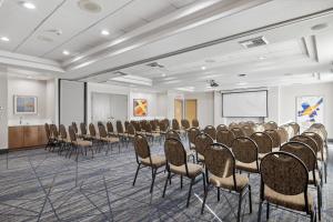 holiday inn express hotel and suites vacaville by ihg