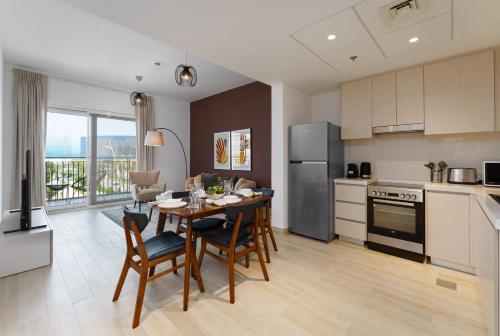 maison privee exquisite apt on yas island cls to all attractions