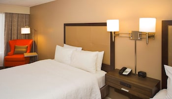 hampton inn and suites valdosta conference center