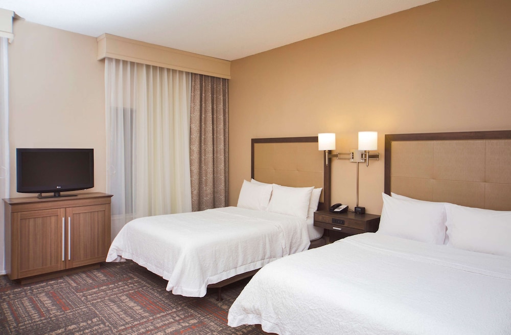 hampton inn and suites valdosta conference center