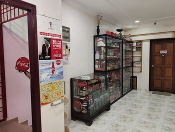 Hotel O Coke Guest House,,2 star