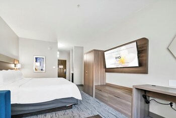 holiday inn express palestine by ihg