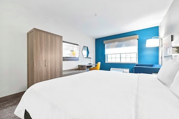 holiday inn express palestine by ihg