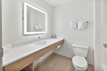 holiday inn express palestine by ihg