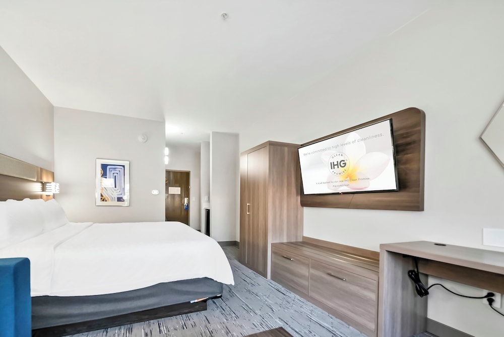 holiday inn express palestine by ihg