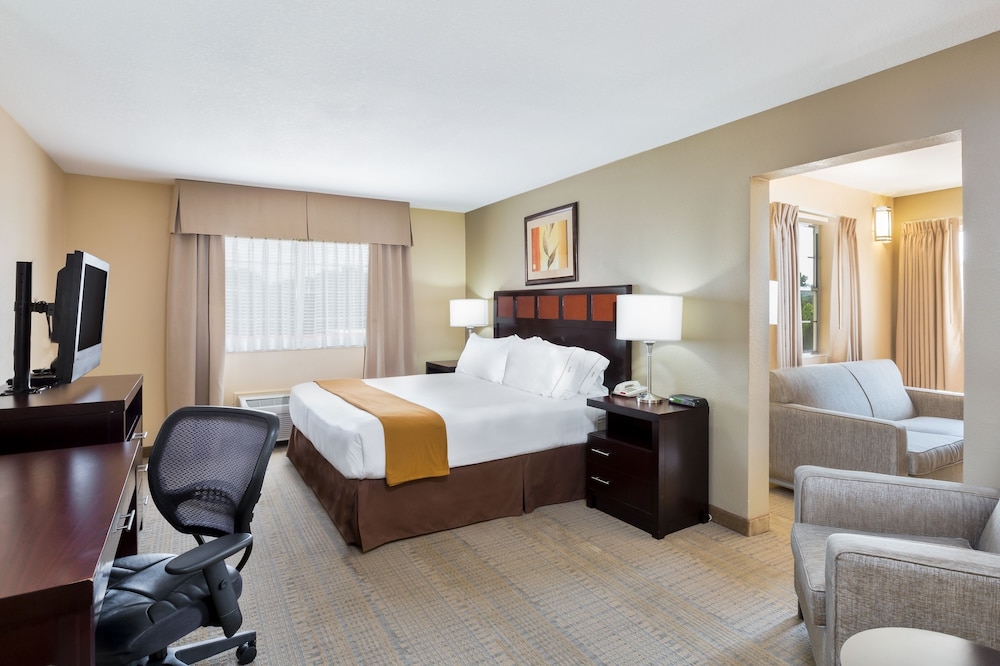 holiday inn express palestine by ihg