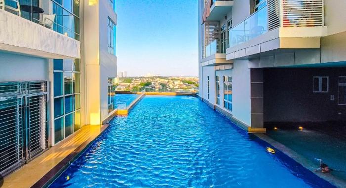 ksl desplanade residence by the one