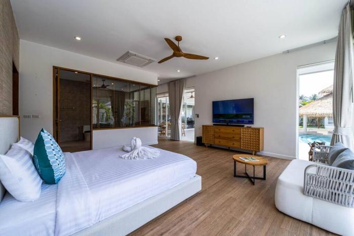 luxury 7 bedroom pool villa wl67