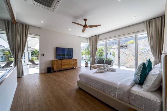 luxury 7 bedroom pool villa wl67