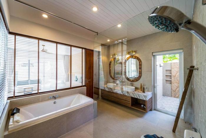 luxury 7 bedroom pool villa wl67