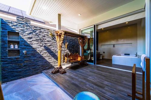 luxury 7 bedroom pool villa wl67