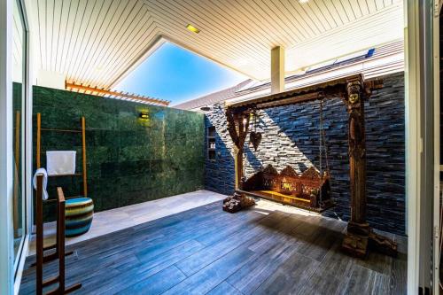 luxury 7 bedroom pool villa wl67
