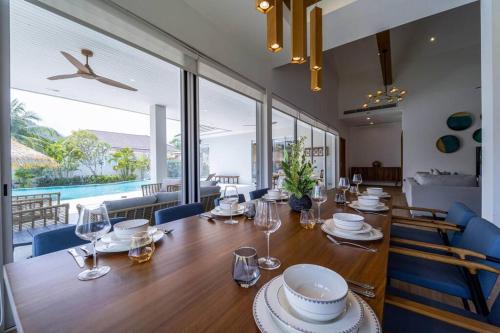 luxury 7 bedroom pool villa wl67