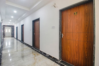 Via Dark Inn,,3 star