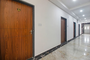 Via Dark Inn,,3 star